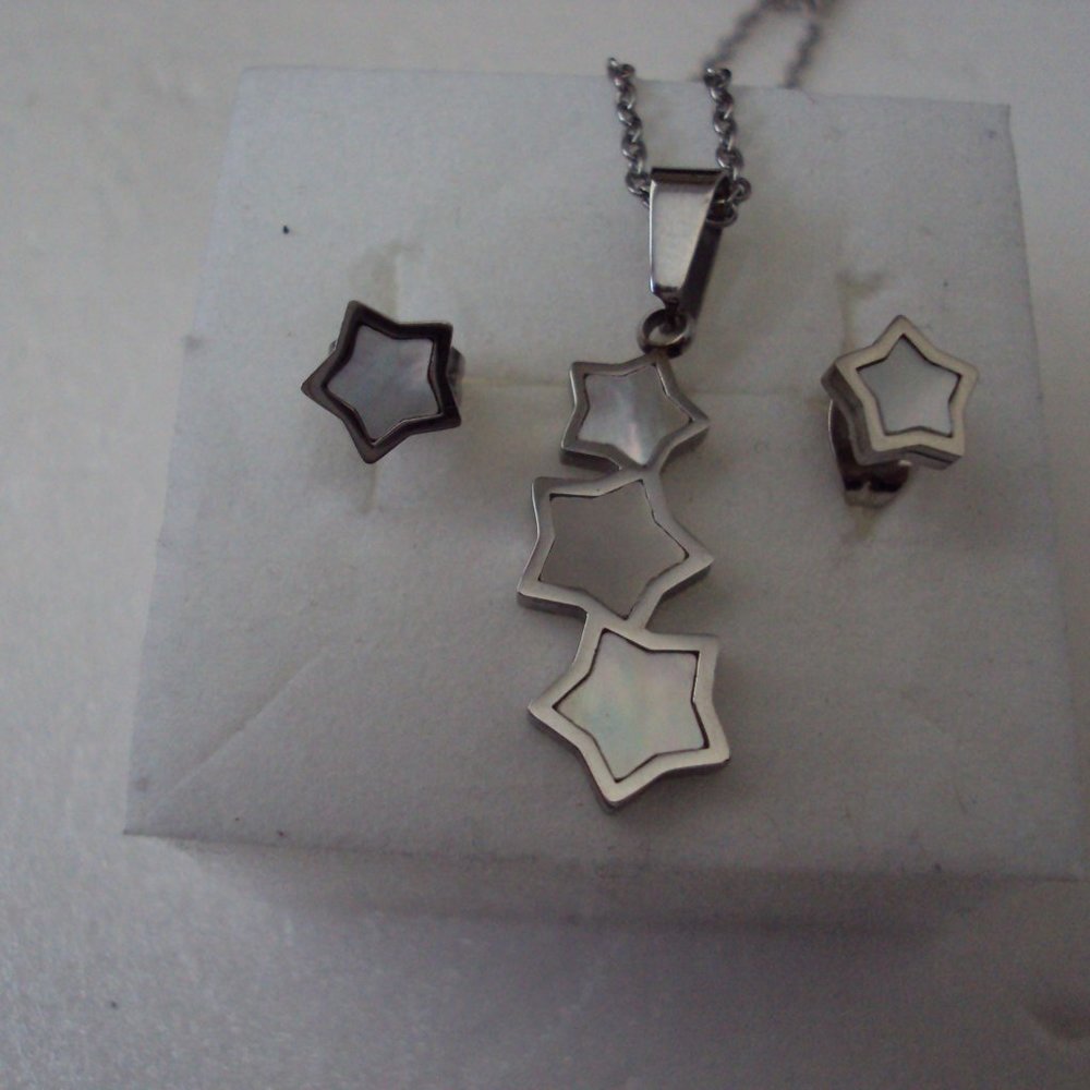 New White mother of pearl set POS104